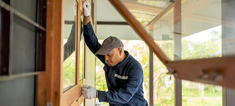 Double Hung Vinyl Window Sash Replacement in Miami Lakes, FL
